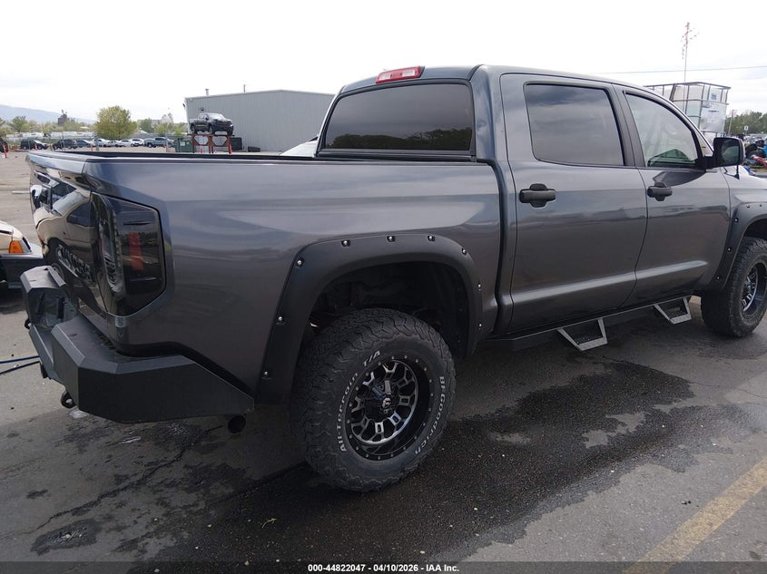 2016 Toyota Tundra VIN 5TFDW5F1XGX556881 IAAI salvage auction — REAR END, Salvage Title, sold $9,200 on 2026-07-16 (photo 4)