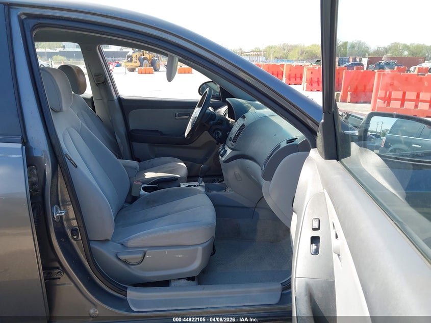 2008 Hyundai Elantra VIN KMHDU46D28U283329 IAAI salvage auction — LEFT SIDE, Salvage (Missouri), sold $200 on 2026-07-14 (photo 5)