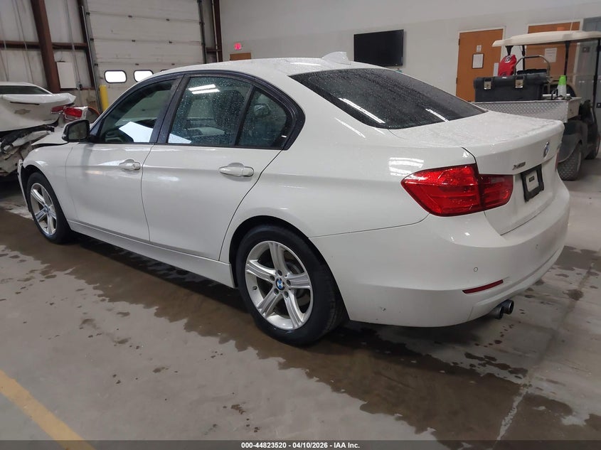 2013 BMW 3er VIN WBA3B3C52DJ976911 IAAI salvage auction — FRONT END, Salvage Title, sold $650 on 2026-07-27 (photo 3)