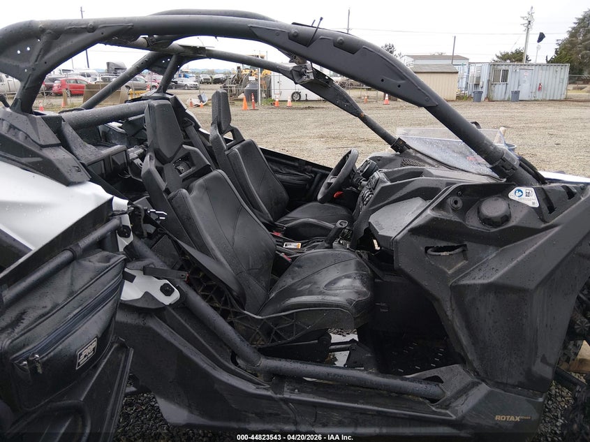2023 Can-am/ brp Maverick VIN 3JBVGAY41PE003797 IAAI salvage auction — LEFT FRONT, Salvage (Oregon), sold $4,600 on 2026-08-24 (photo 5)