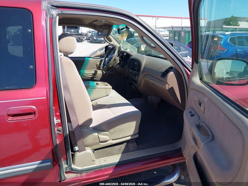 2002 Toyota Tundra VIN 5TBRN34172S255413 IAAI salvage auction — FRONT END, Clear (Oklahoma), sold $2,250 on 2026-08-01 (photo 5)
