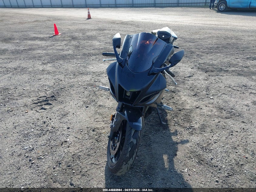 2025 Yamaha Yzf VIN JYARM38Y4SA004004 IAAI salvage auction — THEFT, Salvage (California), sold $3,150 on 2026-07-28 (photo 5)