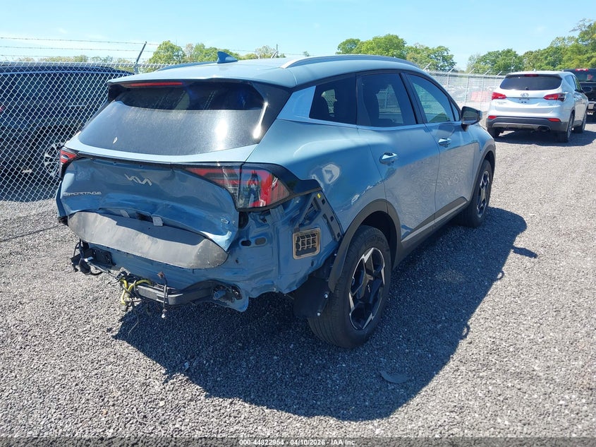 2026 Kia Sportage VIN KNDPVDDG0T7280531 IAAI salvage auction — REAR END, Salvage Title, sold $12,600 on 2026-07-28 (photo 4)