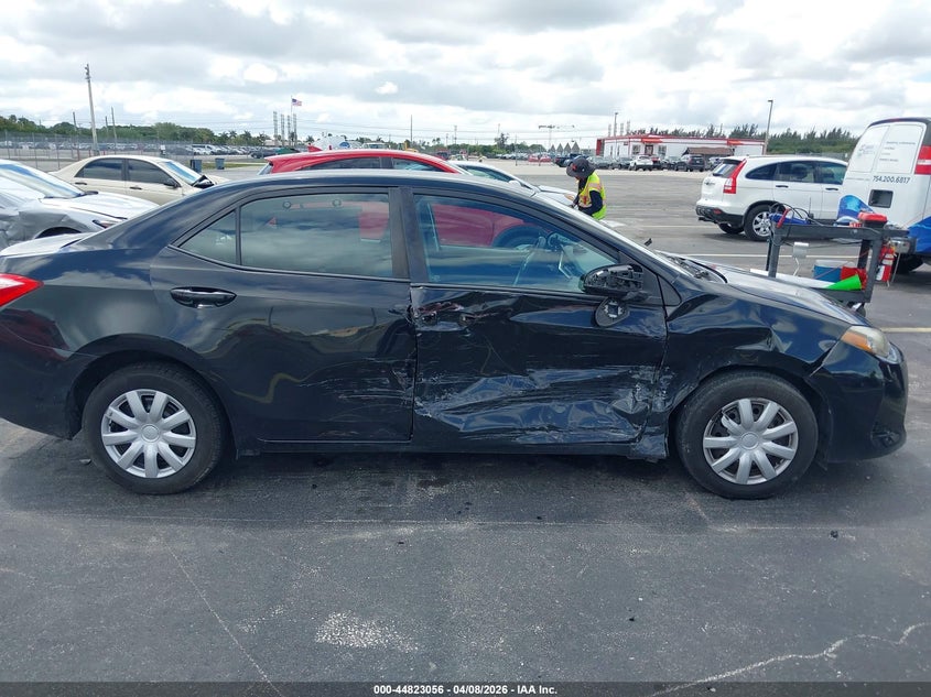 2017 Toyota Corolla VIN 5YFBURHE7HP617026 IAAI salvage auction — RIGHT SIDE, Salvage Title, sold $2,550 on 2026-07-30 (photo 6)