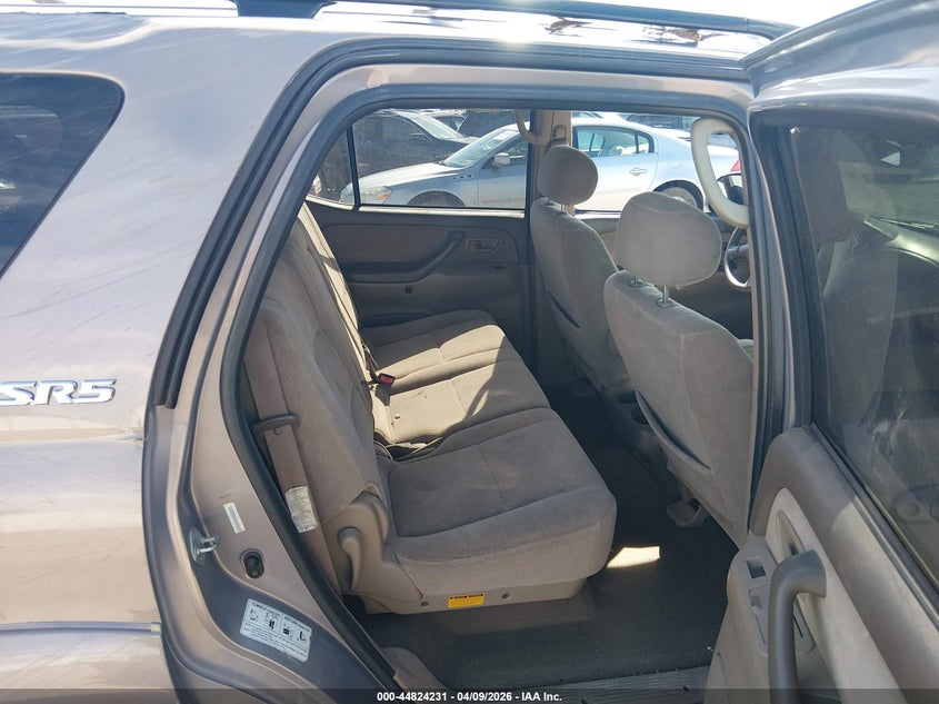 2001 Toyota Sequoia VIN 5TDBT44A51S011178 IAAI salvage auction — FRONT END, Salvage (Colorado), sold $50 on 2026-07-08 (photo 8)