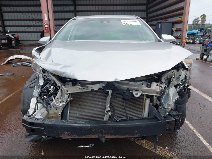 2017 Toyota Corolla VIN 5YFBURHE4HP611815 IAAI salvage auction — RIGHT FRONT, Clear (Hawaii), sold $1,425 on 2026-07-07 (photo 6)
