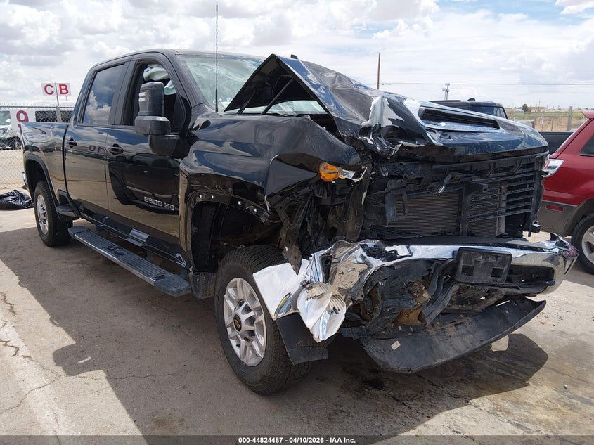 2025 Chevrolet Silverado 2500 VIN 2GC1KNE72S1232933 IAAI salvage auction — RIGHT FRONT, Enterprise Vehicles Clear Only (Texas), sold $20,100 on 2026-07-29 (photo 1)