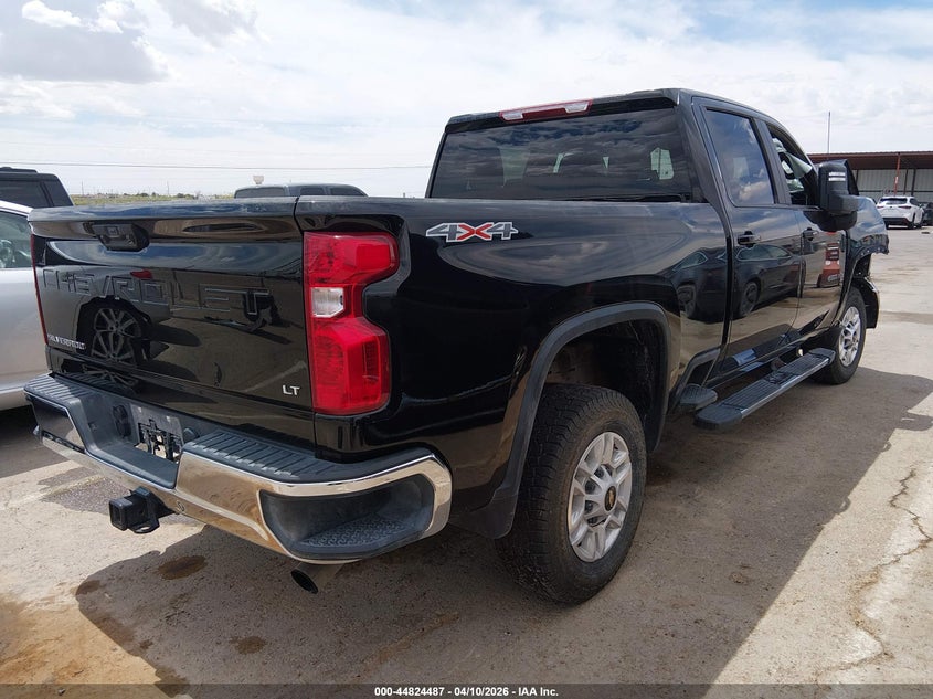 2025 Chevrolet Silverado 2500 VIN 2GC1KNE72S1232933 IAAI salvage auction — RIGHT FRONT, Enterprise Vehicles Clear Only (Texas), sold $20,100 on 2026-07-29 (photo 4)