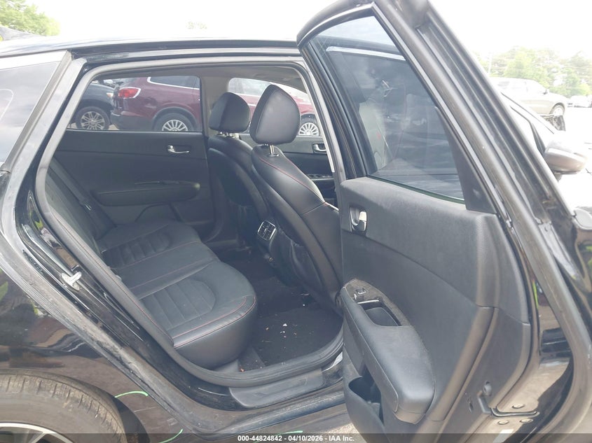 2019 Kia Optima VIN 5XXGW4L23KG313787 IAAI salvage auction — FRONT END, Salvage Title, sold $3,700 on 2026-07-16 (photo 8)
