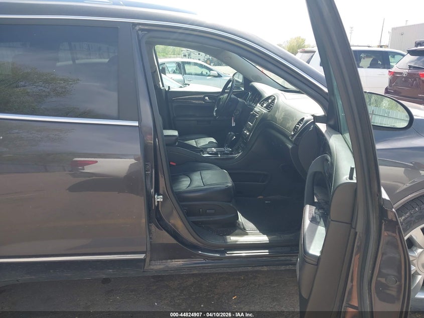 2015 Buick Enclave VIN 5GAKVBKD2FJ365046 IAAI salvage auction — FRONT & REAR, Salvage Title, sold $900 on 2026-07-19 (photo 5)