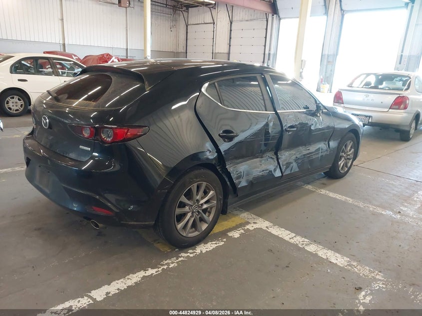 2021 Mazda 3 VIN JM1BPAJL9M1346552 IAAI salvage auction — RIGHT FRONT, Salvage (Oregon), sold $6,650 on 2026-07-09 (photo 4)