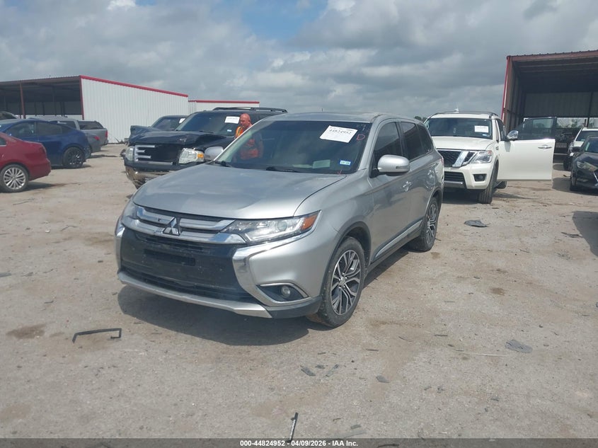 2018 Mitsubishi Outlander VIN JA4AD3A32JZ064079 IAAI salvage auction — BIO HAZARD, Salvage (Texas), sold $1,375 on 2026-07-14 (photo 2)