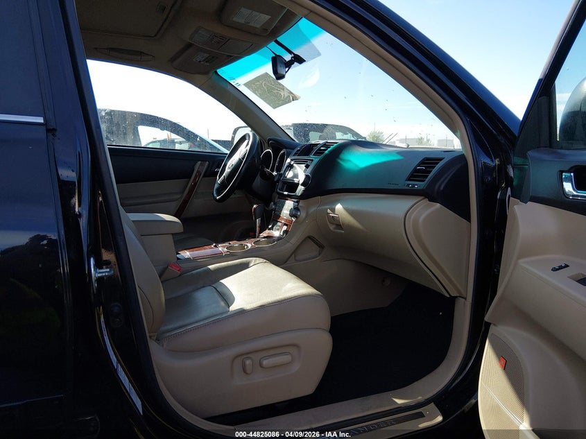 2013 Toyota Highlander VIN 5TDDK3EH3DS178189 IAAI salvage auction — FRONT END, Salvage Title, sold $3,750 on 2026-07-10 (photo 5)