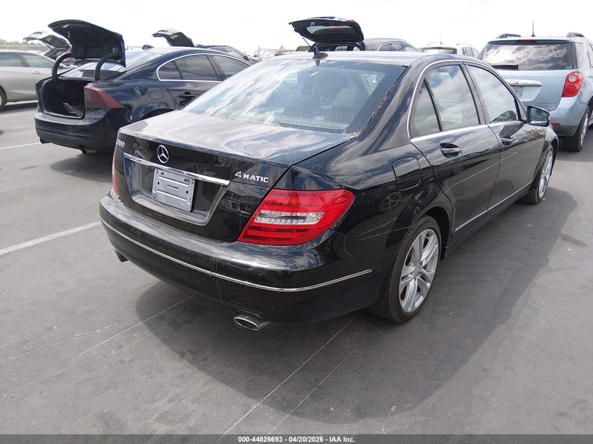 2013 Mercedes-benz C-klasse VIN WDDGF8AB3DR252828 IAAI salvage auction — NORMAL WEAR, Clear (Georgia), sold $700 on 2026-07-29 (photo 4)