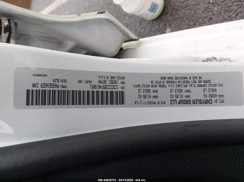 2015 Chrysler 200 VIN 1C3CCCCB5FN619051 IAAI salvage auction — SIDE, Salvage Title (Hawaii), sold $725 on 2026-07-23 (photo 9)