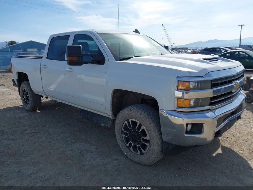 2019 Chevrolet Silverado VIN 1GC1KSEY2KF271411 — IAAI salvage auction photo