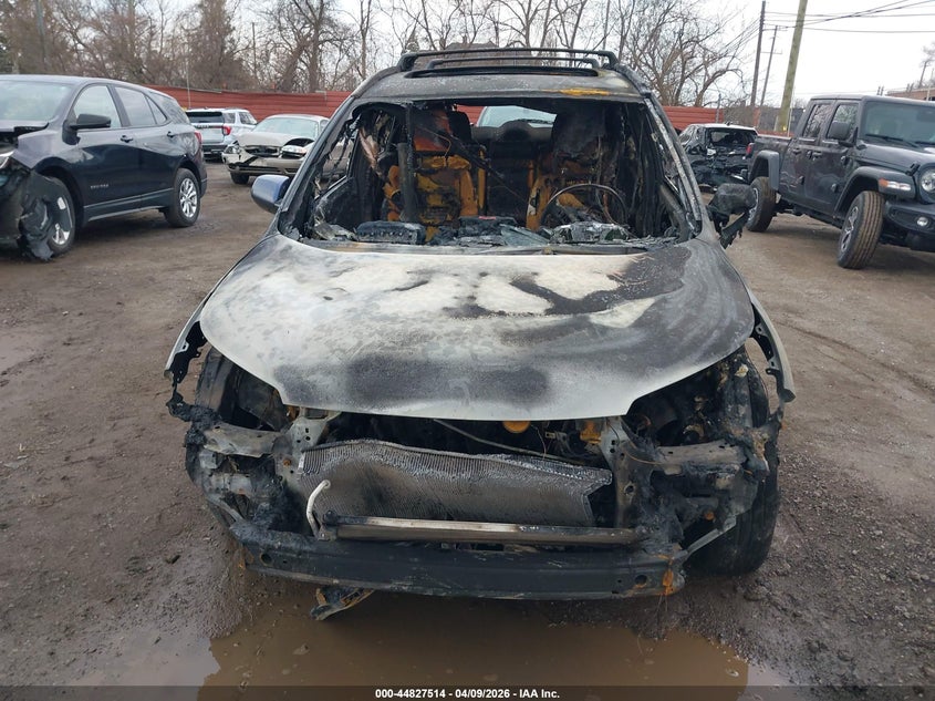 2012 Honda Cr-v VIN JHLRM4H74CC026353 IAAI salvage auction — EXTERIOR BURN, Salvage Title, sold $275 on 2026-07-16 (photo 6)