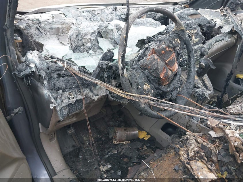 2012 Honda Cr-v VIN JHLRM4H74CC026353 IAAI salvage auction — EXTERIOR BURN, Salvage Title, sold $275 on 2026-07-16 (photo 7)