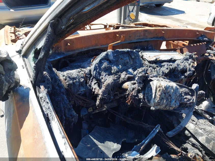 2023 Genesis Gv70 VIN KMUMADTB8PU120552 IAAI salvage auction — TOTAL BURN, Salvage Title, sold $100 on 2026-07-21 (photo 7)