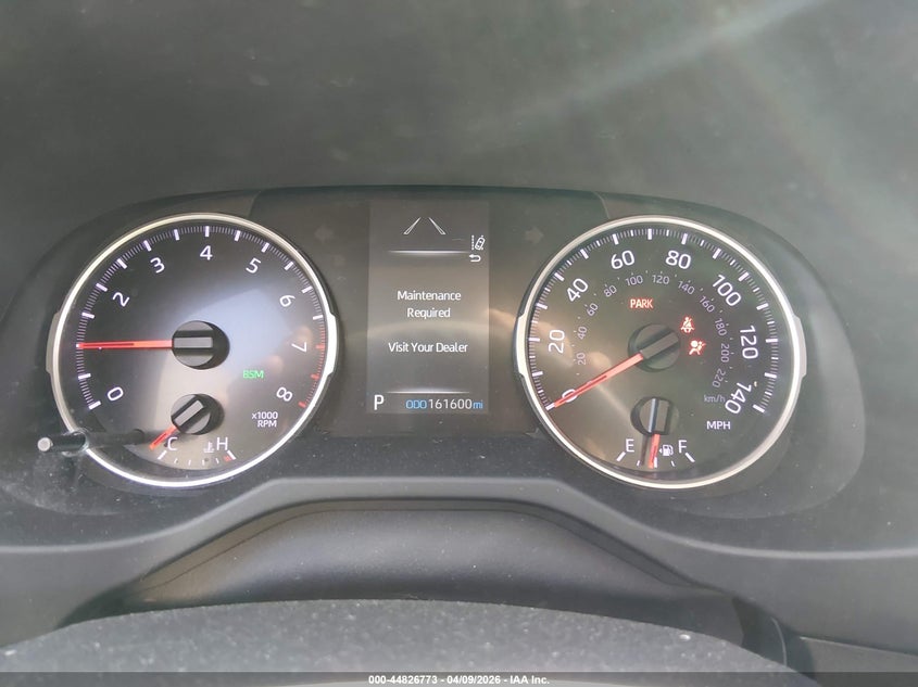 2021 Toyota Rav 4 VIN 2T3K1RFV0MC086443 IAAI salvage auction — SIDE, Salvage Title, sold $8,200 on 2026-07-18 (photo 7)