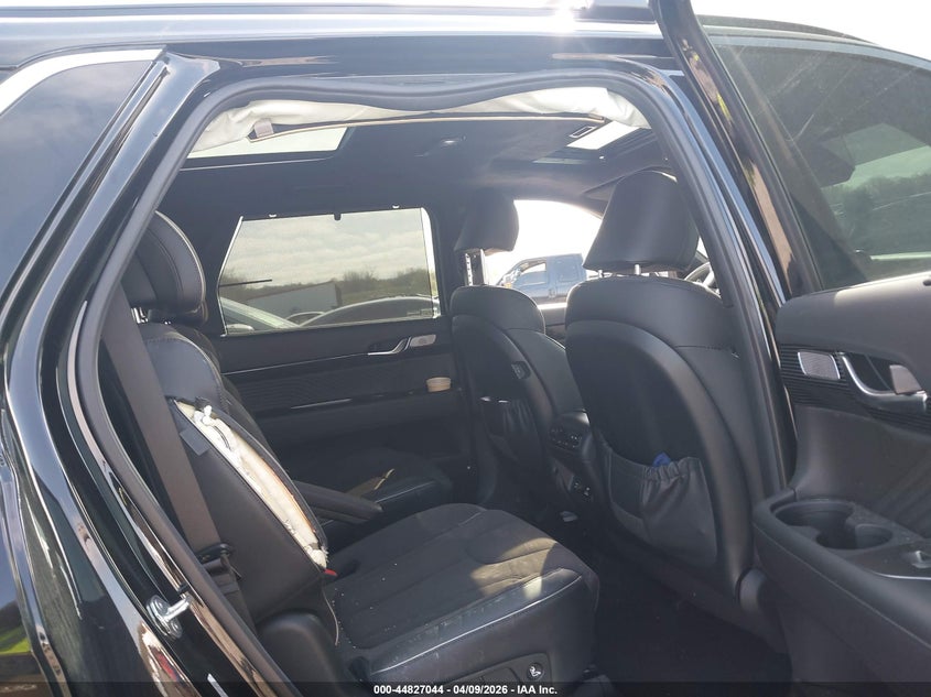 2025 Hyundai Palisade VIN KM8R7DGE0SU836071 IAAI salvage auction — FRONT END, Salvage - Greater Than 75% (Maryland), sold $15,500 on 2026-07-30 (photo 8)