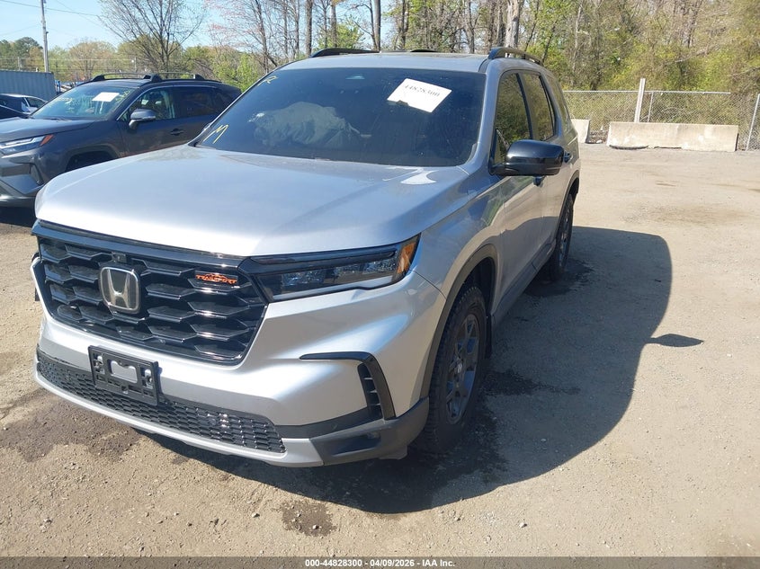 2025 Honda Pilot VIN 5FNYG1H65SB074256 IAAI salvage auction — FRONT END, Salvage - 75% Or Less (Maryland), sold $18,800 on 2026-08-20 (photo 2)