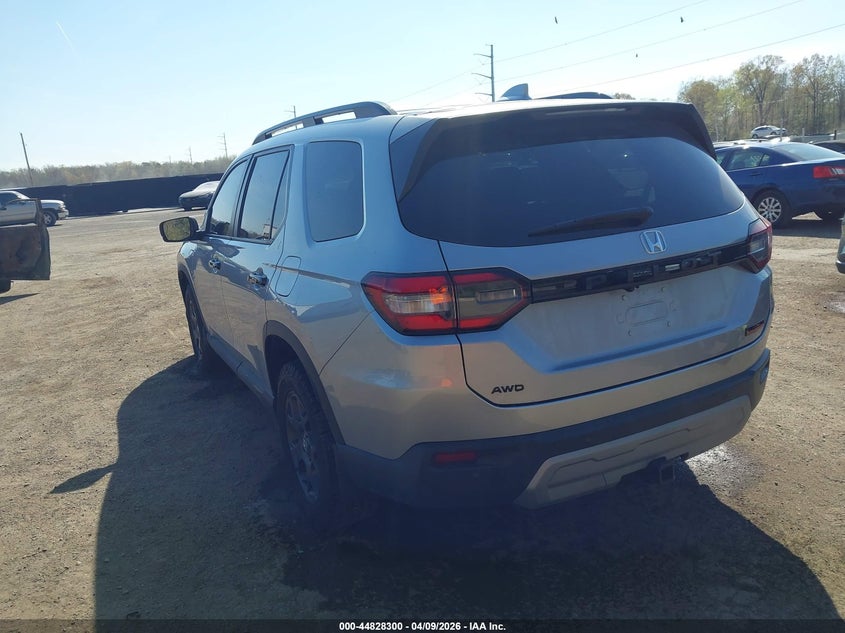 2025 Honda Pilot VIN 5FNYG1H65SB074256 IAAI salvage auction — FRONT END, Salvage - 75% Or Less (Maryland), sold $18,800 on 2026-08-20 (photo 3)