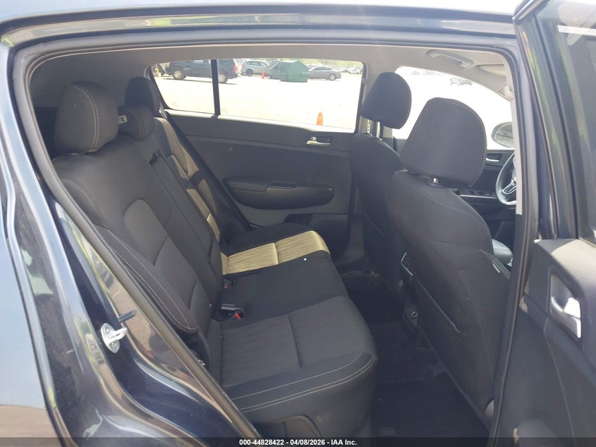 2019 Kia Sportage VIN KNDPM3AC7K7605883 IAAI salvage auction — ROOF, Salvage (Tennessee), sold $1,050 on 2026-07-28 (photo 8)