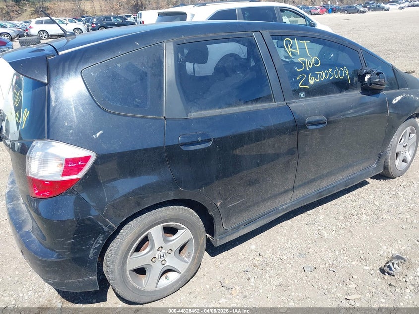 2013 Honda Fit VIN JHMGE8H58DC018540 IAAI salvage auction — FRONT & REAR, Salvage Title, sold $425 on 2026-07-14 (photo 4)