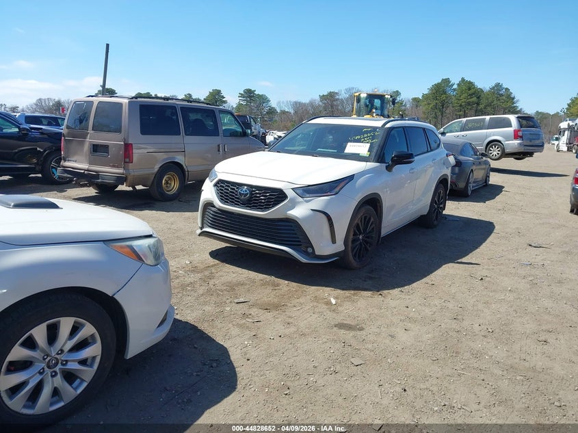 2021 Toyota Highlander VIN 5TDLZRBH3MS085560 IAAI salvage auction — FRONT & REAR, Salvage Title, sold $20,550 on 2026-07-07 (photo 6)