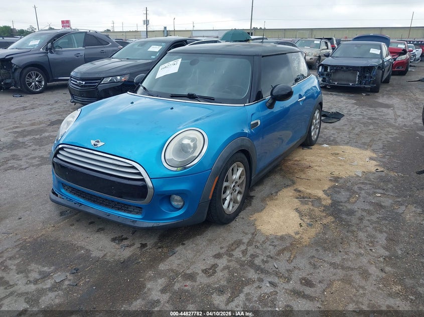 2015 Mini Hard top VIN WMWXM5C57FT973985 IAAI salvage auction — FRONT END, Original (Texas), sold $625 on 2026-07-22 (photo 2)