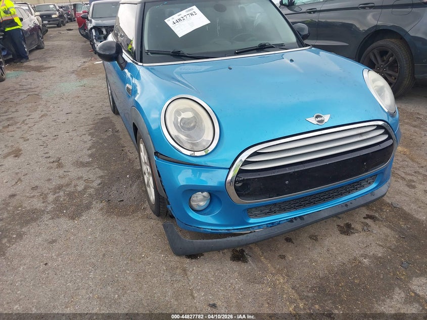 2015 Mini Hard top VIN WMWXM5C57FT973985 IAAI salvage auction — FRONT END, Original (Texas), sold $625 on 2026-07-22 (photo 6)