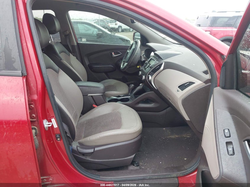 2012 Hyundai Tucson VIN KM8JUCAC4CU338562 IAAI salvage auction — FRONT END, Original (Texas), sold $1,100 on 2026-07-06 (photo 5)