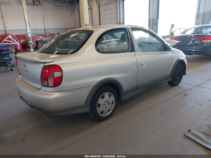 2001 Toyota Echo VIN JTDAT123910155124 IAAI salvage auction — FRONT END, Salvage (Oregon), sold $175 on 2026-07-09 (photo 4)