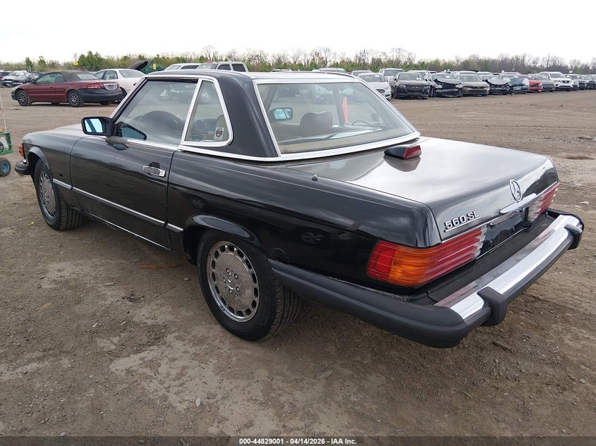 1987 Mercedes-benz VIN WDBBA48DXHA062451 IAAI salvage auction — FRONT END, Salvage (Ohio), sold $4,250 on 2026-07-29 (photo 3)