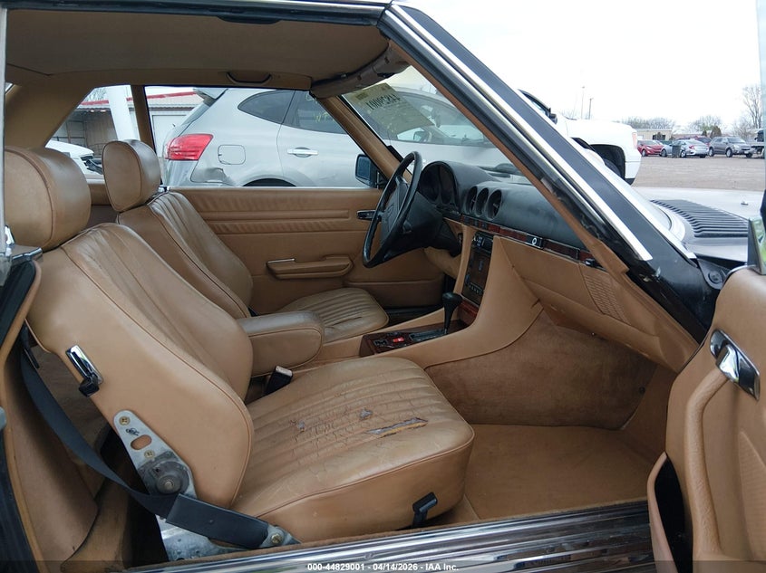 1987 Mercedes-benz VIN WDBBA48DXHA062451 IAAI salvage auction — FRONT END, Salvage (Ohio), sold $4,250 on 2026-07-29 (photo 5)