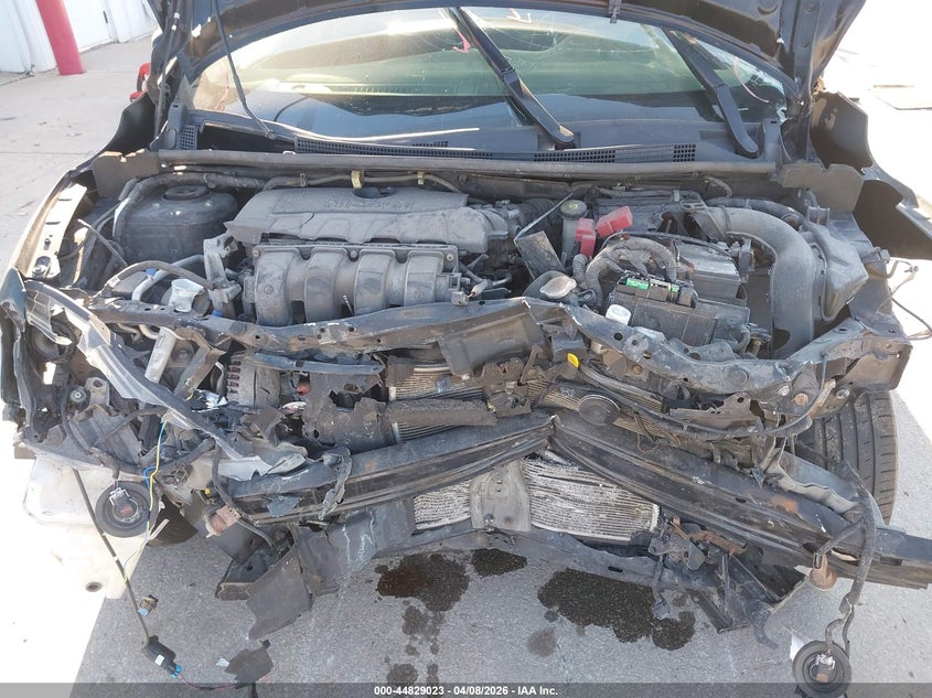 2019 Nissan Sentra VIN 3N1AB7AP3KY278180 IAAI salvage auction — FRONT END, Salvage (Illinois), sold $500 on 2026-07-10 (photo 8)