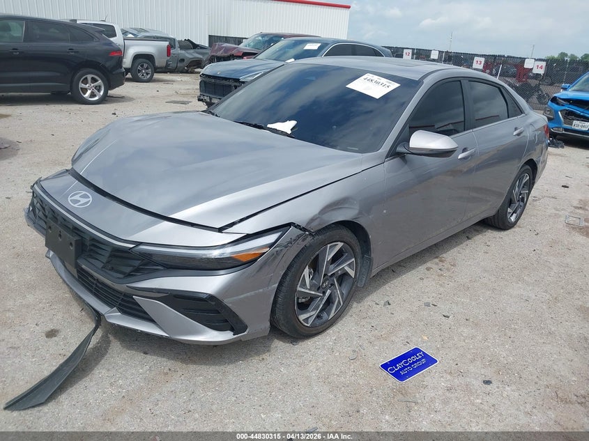 2025 Hyundai Elantra VIN KMHLP4DG3SU086869 IAAI salvage auction — RIGHT FRONT, Salvage Title, sold $7,000 on 2026-07-14 (photo 2)