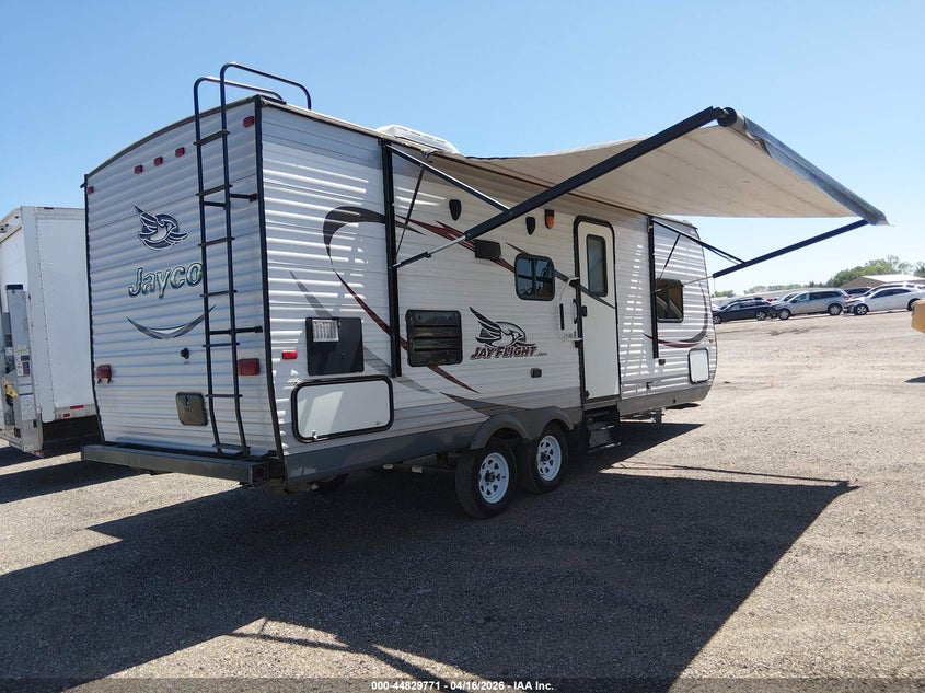 2015 Jayco Jay flight VIN 1UJBJ0BM3F1TL0367 IAAI salvage auction — HAIL, Wait Title, sold $4,200 on 2026-09-04 (photo 2)