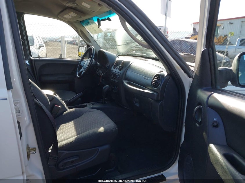 2004 Jeep Liberty VIN 1J4GL48K94W202402 IAAI salvage auction — REAR END, Bill Of Sale (Washington), sold $525 on 2026-07-25 (photo 5)
