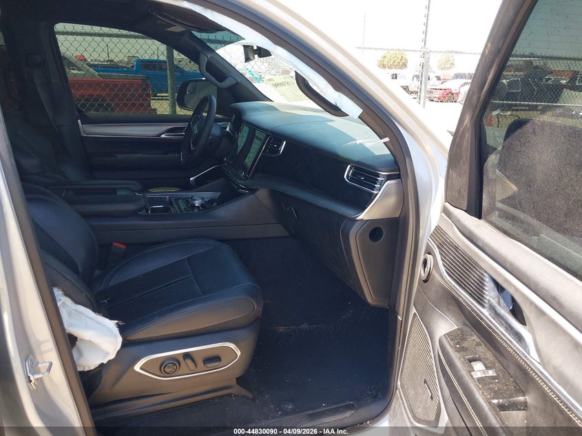 2024 Jeep Grand wagoneer VIN 1C4SJSBPXRS102905 IAAI salvage auction — RIGHT FRONT, Original (Texas), sold $16,100 on 2026-07-28 (photo 5)