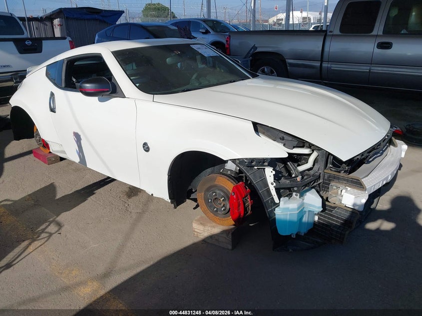 2019 Nissan 370z VIN JN1AZ4EH9KM421777 IAAI salvage auction — THEFT, Salvage Title, sold $2,750 on 2026-07-22 (photo 1)