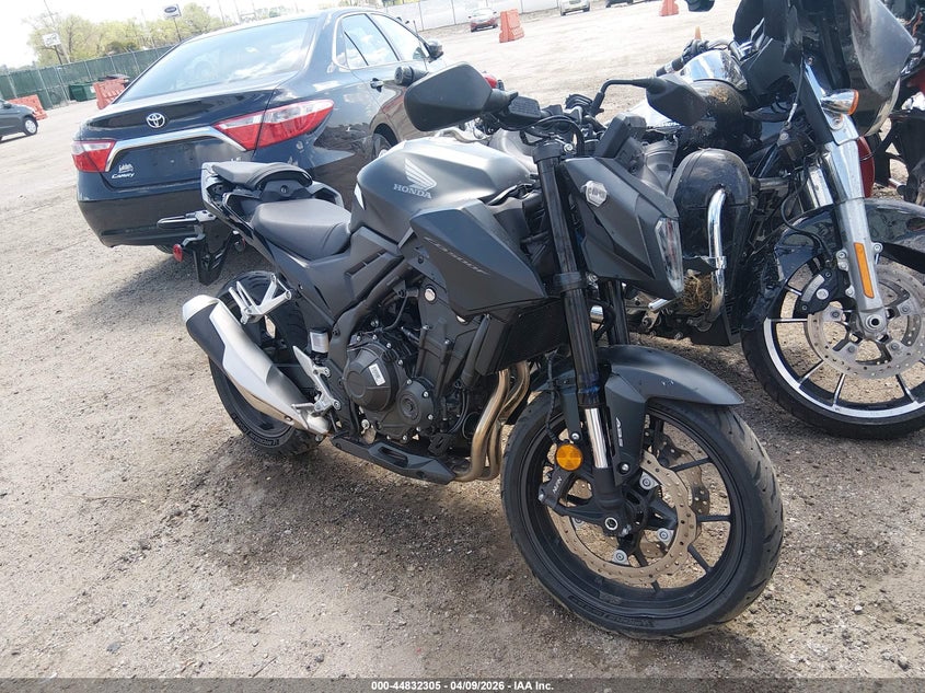 2024 Honda Cb VIN MLHPC715XR5000156 IAAI salvage auction — FRONT END, Salvage (Kansas), sold $1,725 on 2026-07-10 (photo 1)