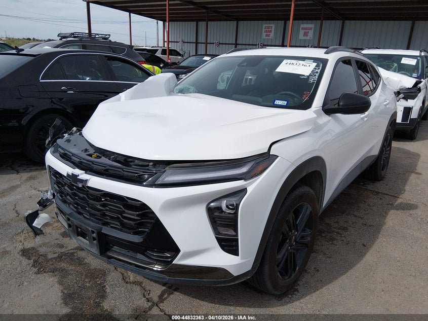 2025 Chevrolet Trax VIN KL77LKEP3SC131333 IAAI salvage auction — FRONT & REAR, Original (Texas), sold $2,950 on 2026-07-15 (photo 2)