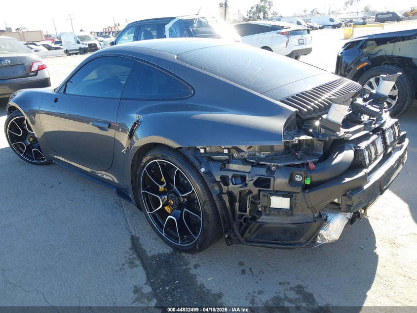 2022 Porsche 911 VIN WP0AD2A95NS254557 IAAI salvage auction — FRONT & REAR, Salvage (California), sold $111,000 on 2026-08-12 (photo 3)