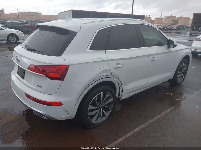 2023 Audi Q5 VIN WA1GAAFYXP2097635 IAAI salvage auction — SIDE, Salvage (Hawaii), sold $10,900 on 2026-07-28 (photo 4)
