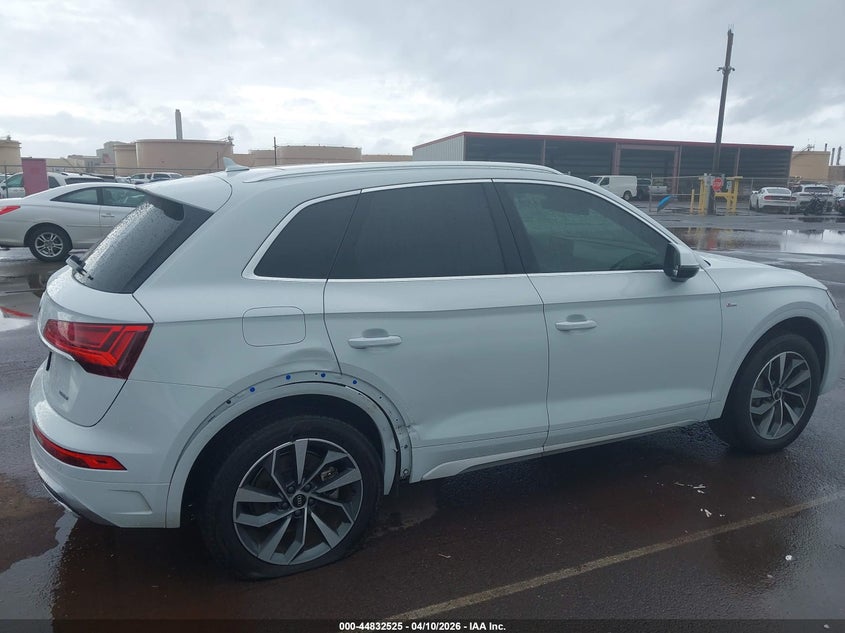 2023 Audi Q5 VIN WA1GAAFYXP2097635 IAAI salvage auction — SIDE, Salvage (Hawaii), sold $10,900 on 2026-07-28 (photo 6)
