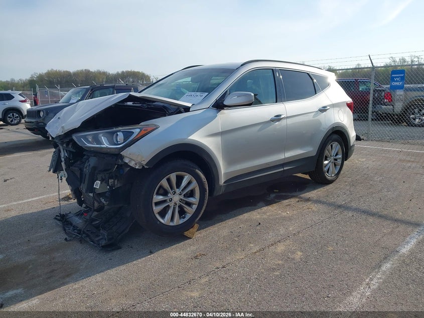 2018 Hyundai Santa fe VIN 5XYZU4LA7JG506105 IAAI salvage auction — FRONT END, Salvage (Indiana), sold $1,950 on 2026-07-16 (photo 2)