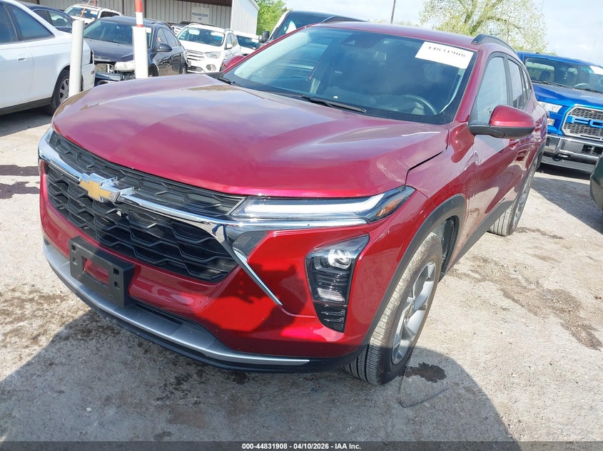 2025 Chevrolet Trax VIN KL77LHEP6SC297557 IAAI salvage auction — WATER/FLOOD, Clear (Oklahoma), sold $9,900 on 2026-07-08 (photo 2)