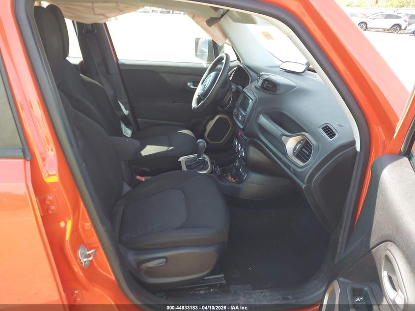 2015 Jeep Renegade VIN ZACCJBAT9FPB20266 IAAI salvage auction — SIDE, Salvage (Ohio), sold $1,050 on 2026-08-20 (photo 5)